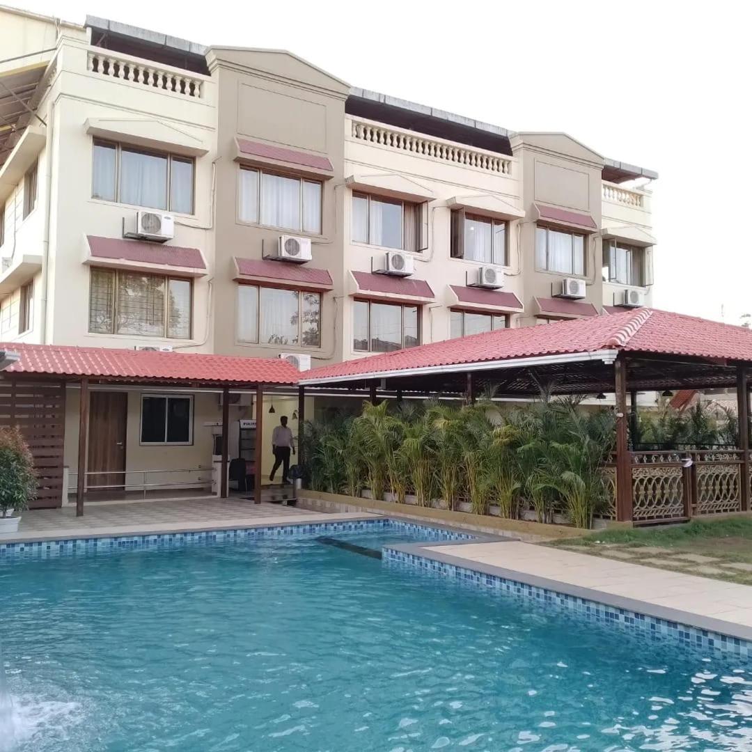 Mountview Resort 罗纳瓦拉 外观 照片